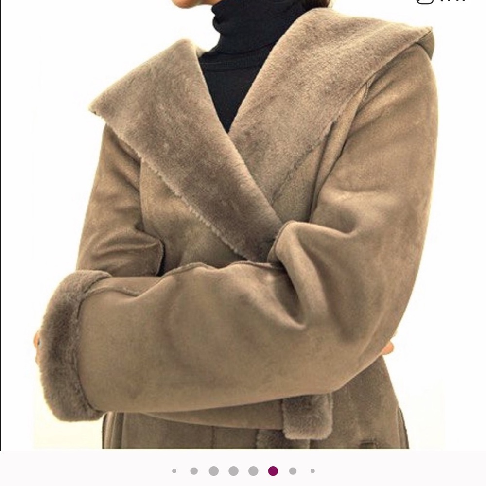 Zara reversible faux fur Hooded Coat - Picture 3 of 11